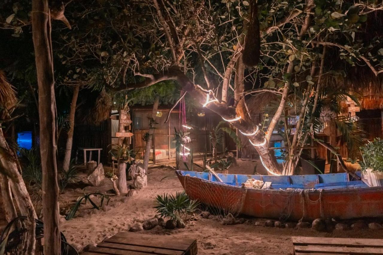 Casa Jade Ecobungalows Las Coloradas Yuluc エクステリア 写真