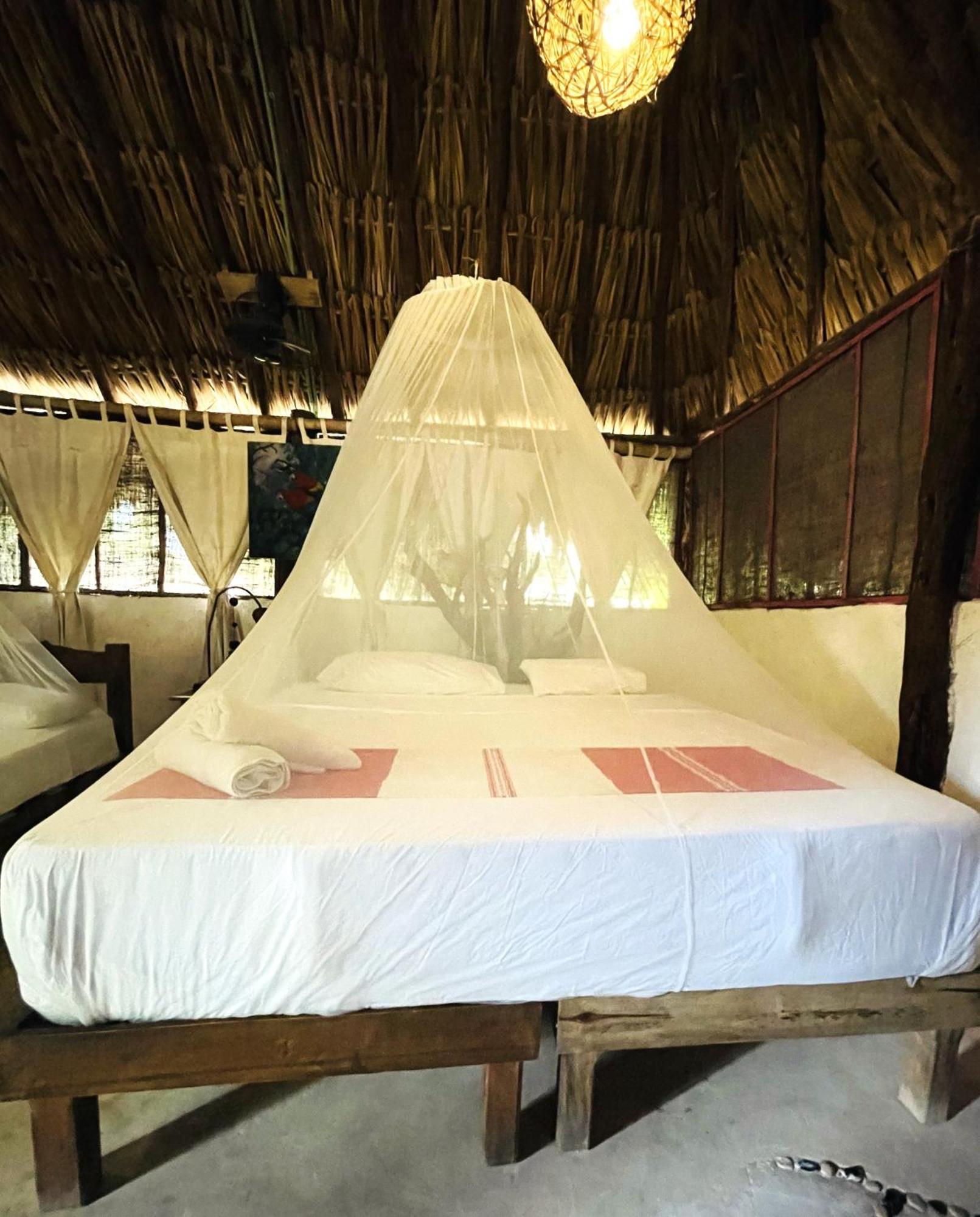 Casa Jade Ecobungalows Las Coloradas Yuluc エクステリア 写真