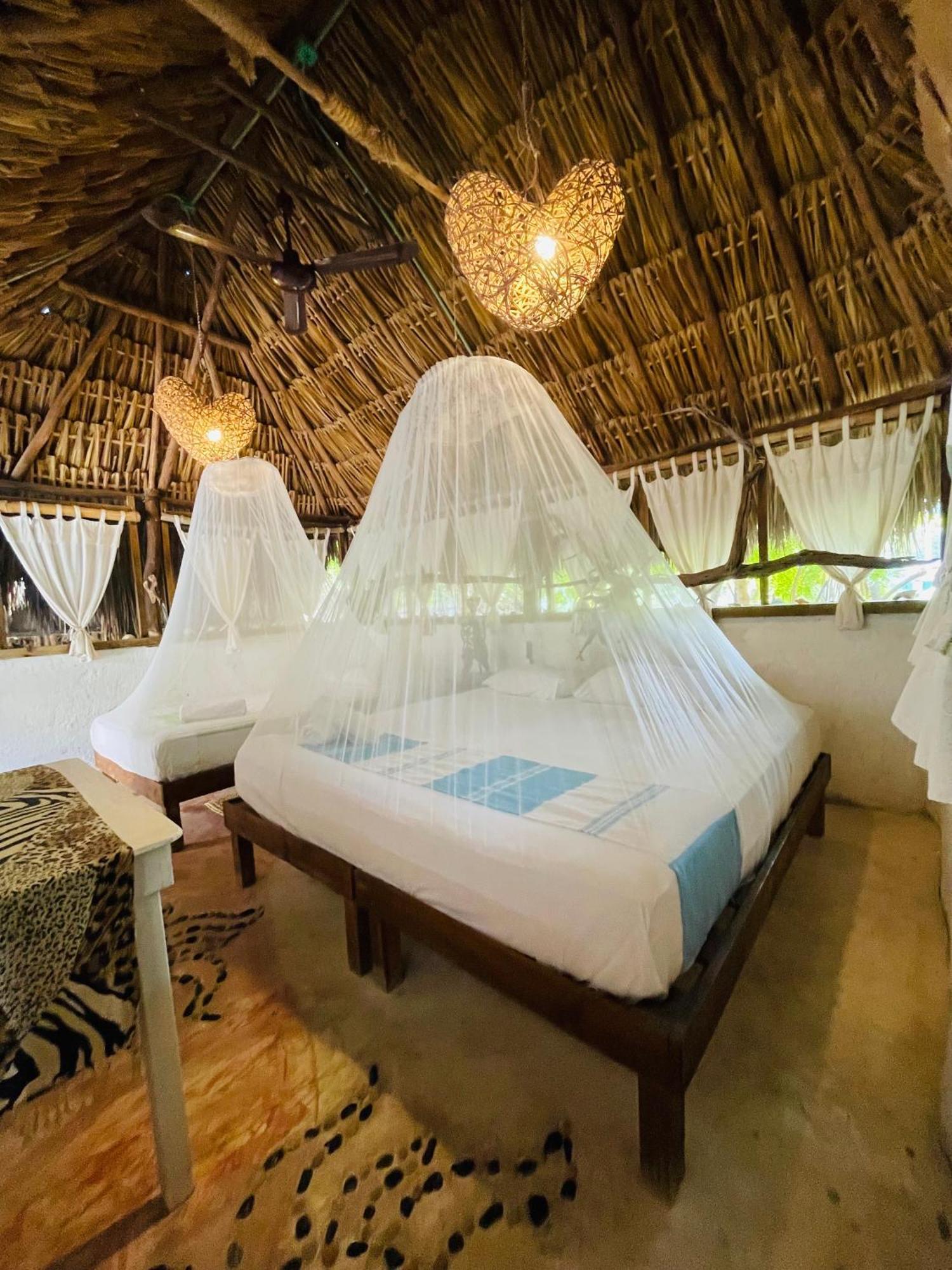 Casa Jade Ecobungalows Las Coloradas Yuluc エクステリア 写真
